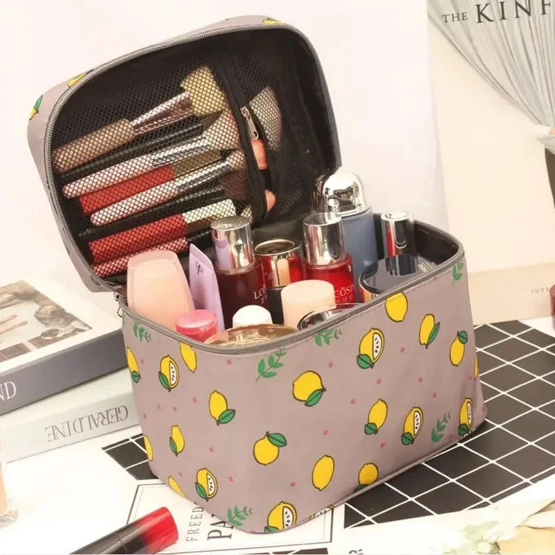 Large-capacity Makeup Bag with Multiple Compartments, Home and Travel Organizer for Toiletries and Cosmetics